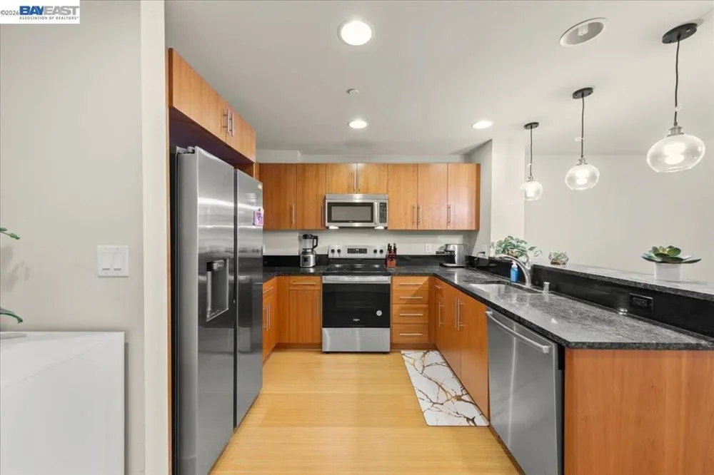 88 E San Fernando St #303 San Jose, CA 95113