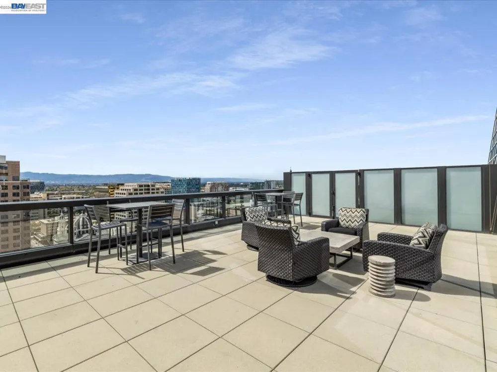 88 E San Fernando St #303 San Jose, CA 95113