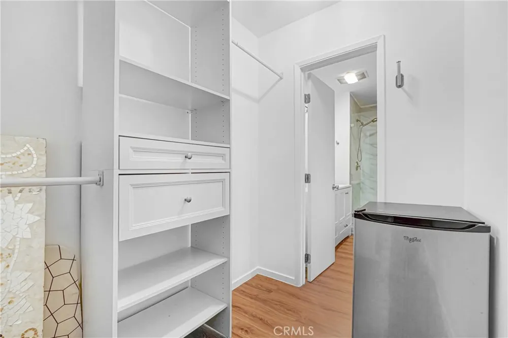 5232 Corteen Place #7 Valley Village, CA 91607
