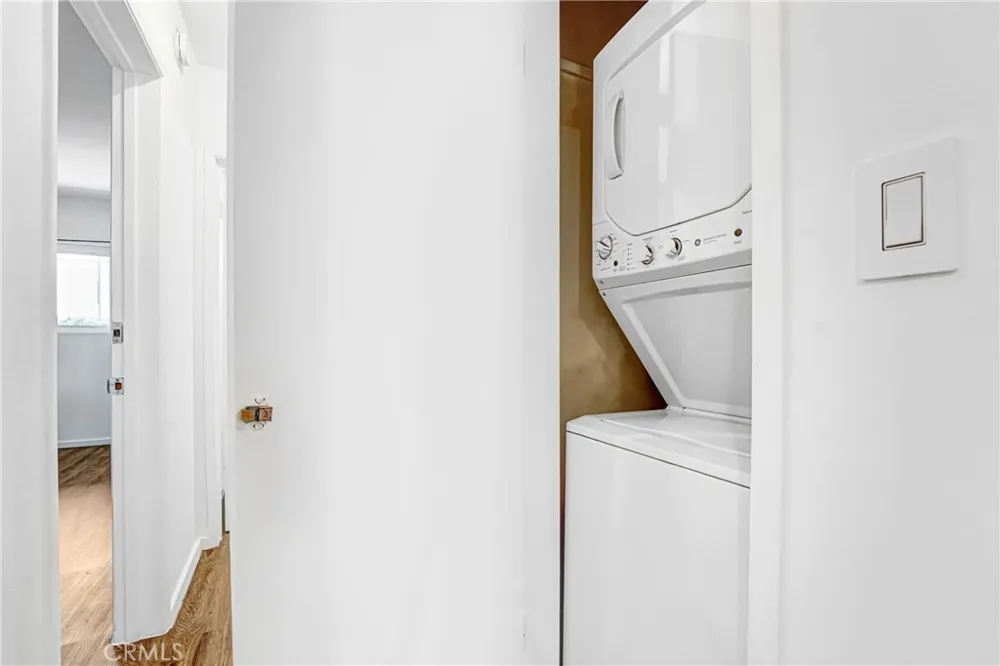 5232 Corteen Place #7 Valley Village, CA 91607