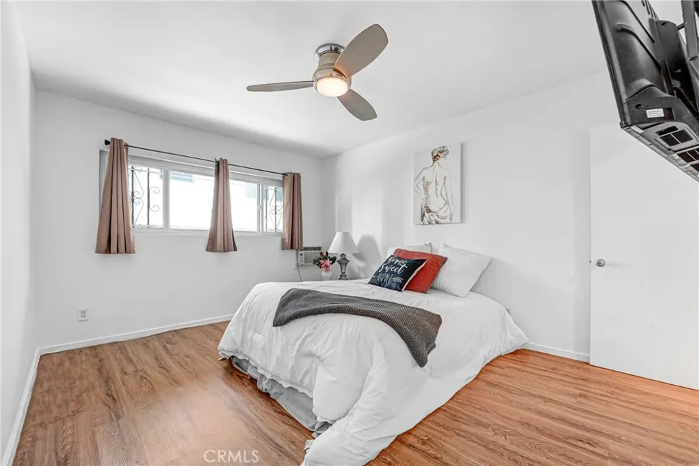 5232 Corteen Place #7 Valley Village, CA 91607