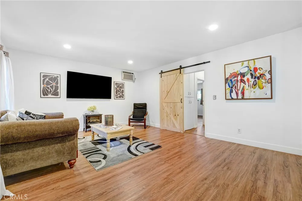 5232 Corteen Place #7 Valley Village, CA 91607