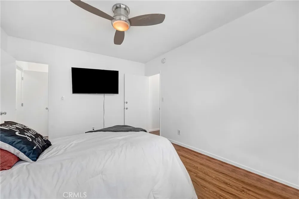 5232 Corteen Place #7 Valley Village, CA 91607