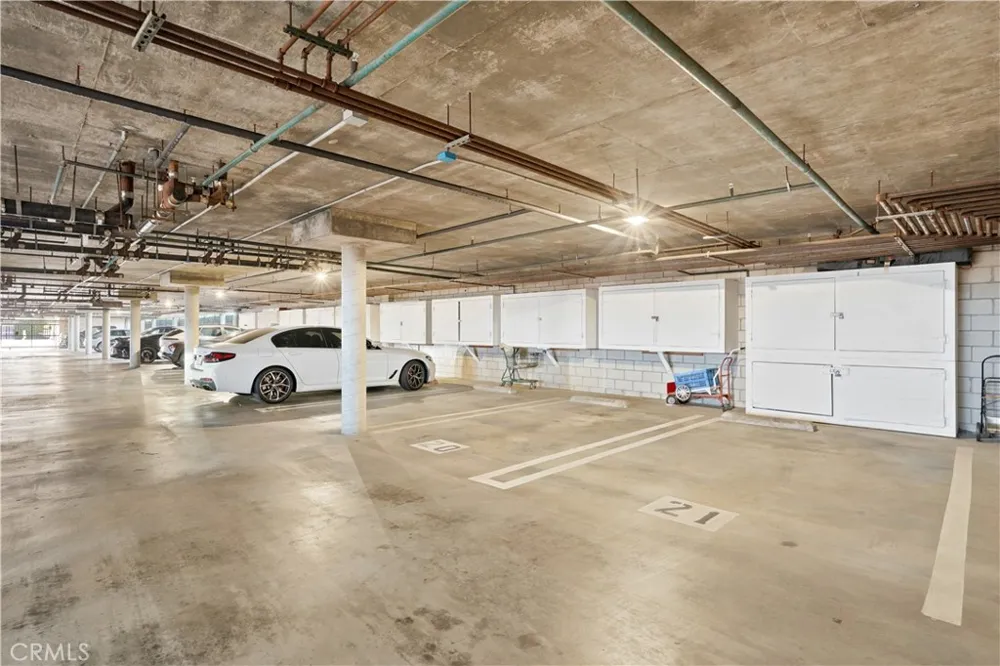 4167 Warner #205 Huntington Beach, CA 92649
