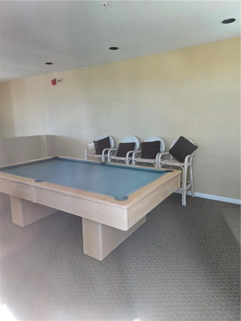 4167 Warner #205 Huntington Beach, CA 92649