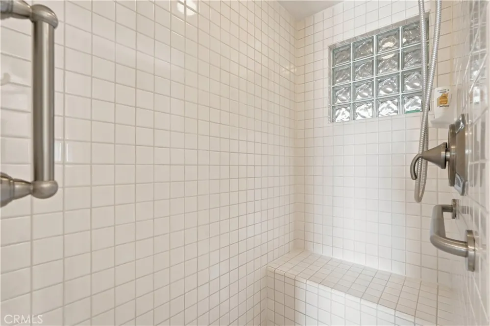 4167 Warner #205 Huntington Beach, CA 92649