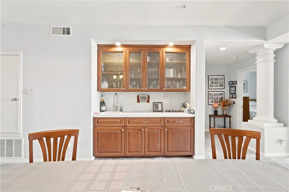 4167 Warner #205 Huntington Beach, CA 92649