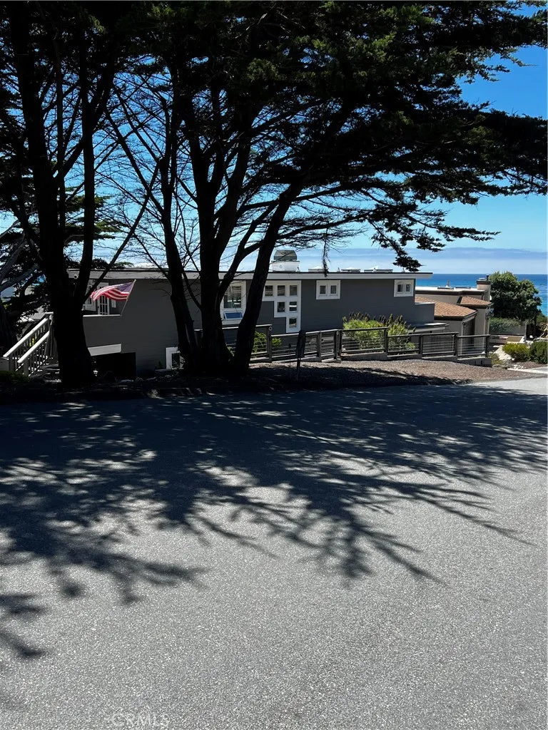 212 Weymouth Street Cambria, CA 93428