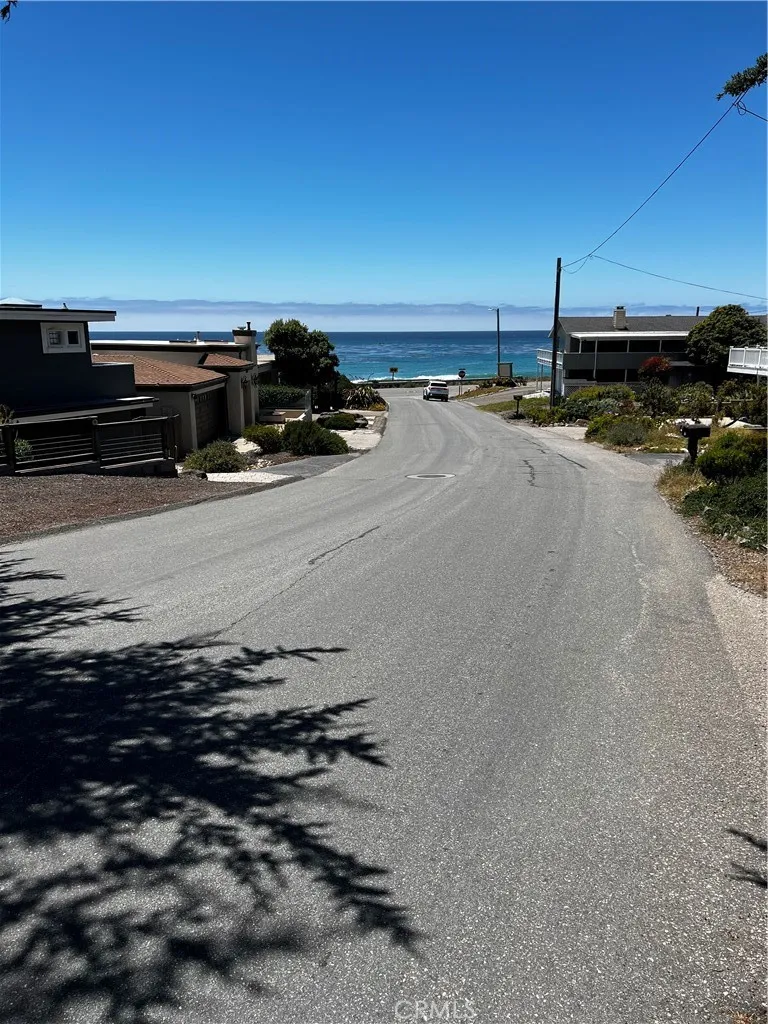 212 Weymouth Street Cambria, CA 93428