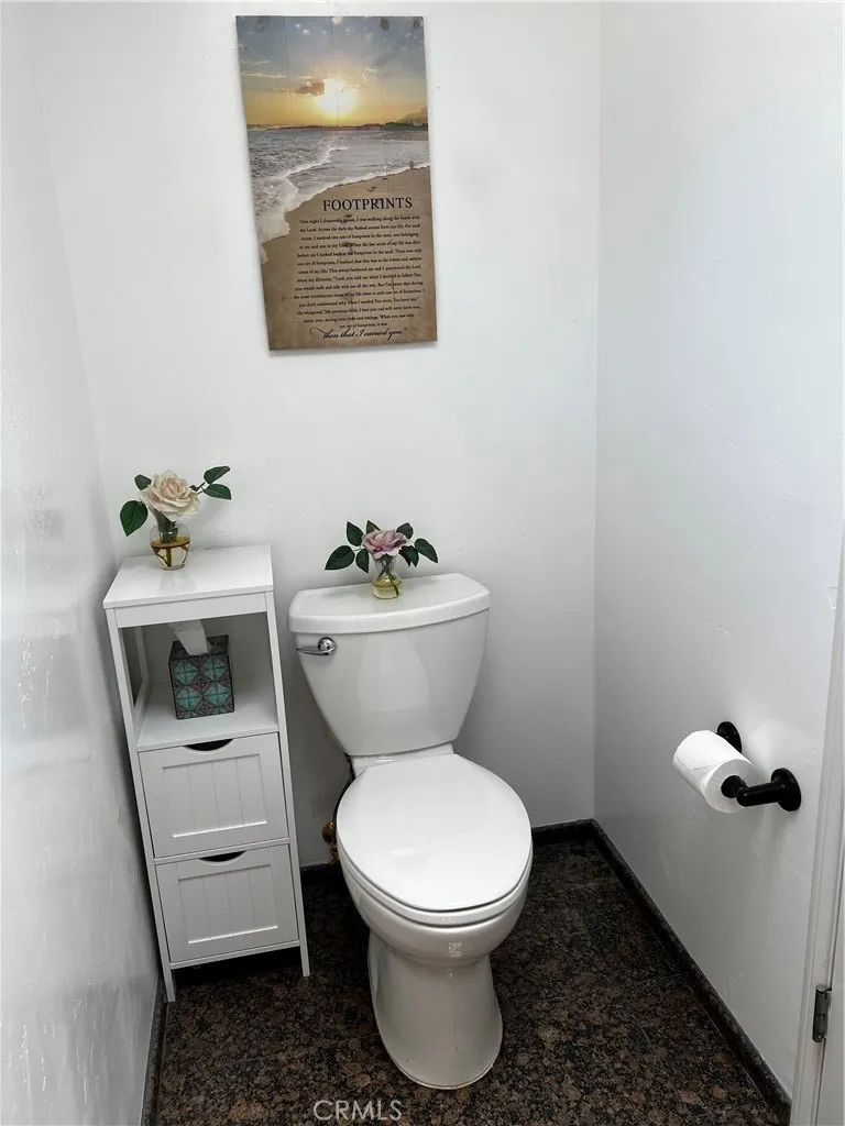 212 Weymouth Street Cambria, CA 93428