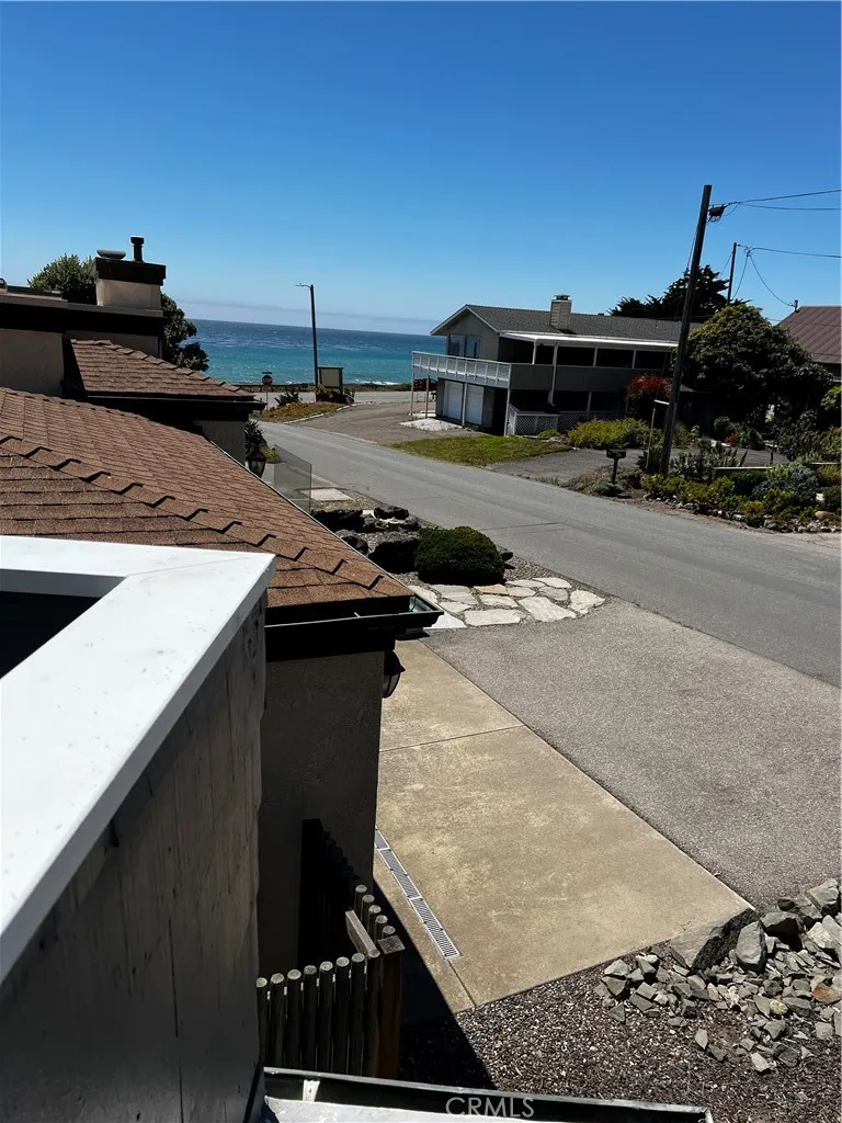 212 Weymouth Street Cambria, CA 93428