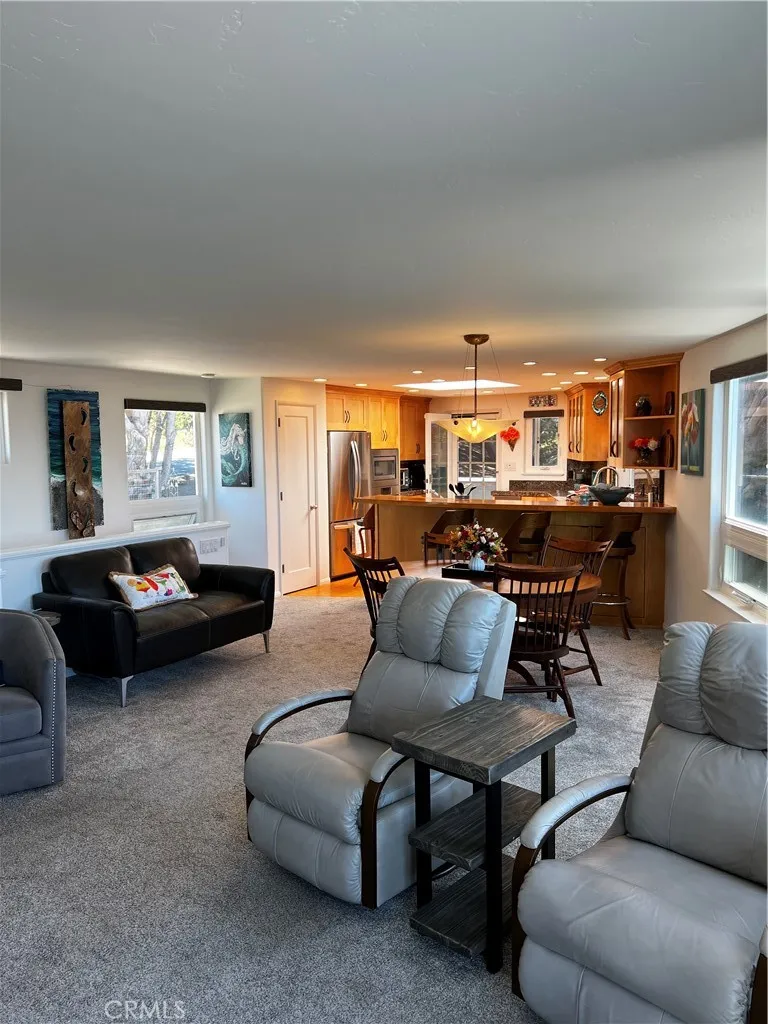 212 Weymouth Street Cambria, CA 93428