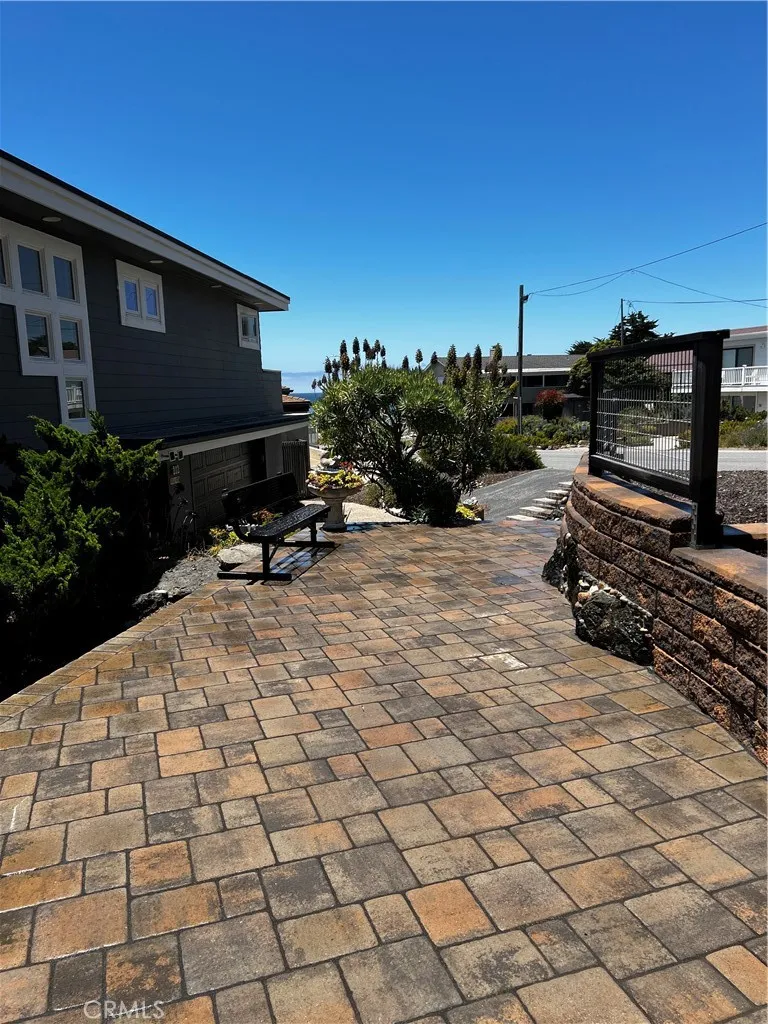 212 Weymouth Street Cambria, CA 93428