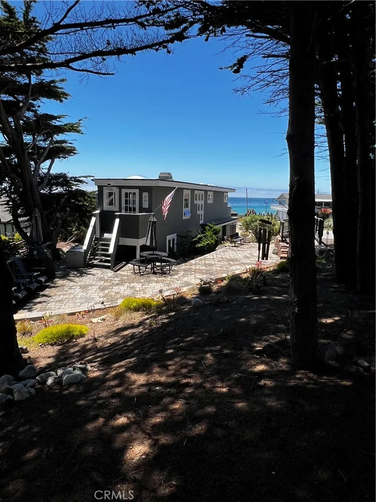 212 Weymouth Street Cambria, CA 93428