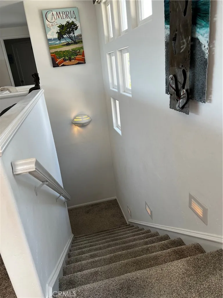 212 Weymouth Street Cambria, CA 93428