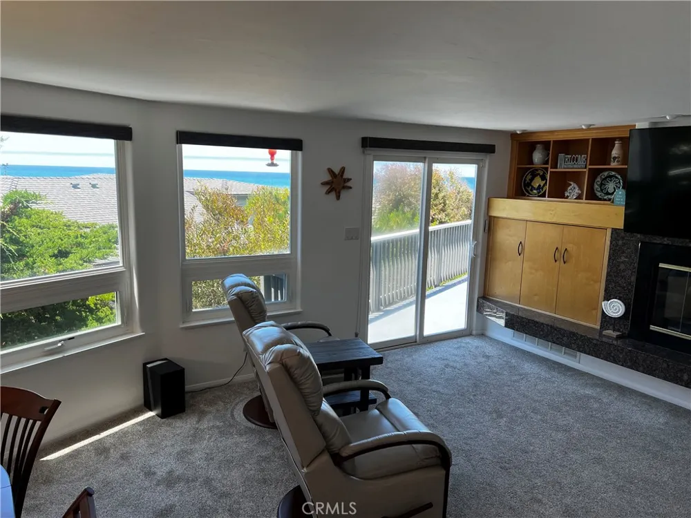 212 Weymouth Street Cambria, CA 93428