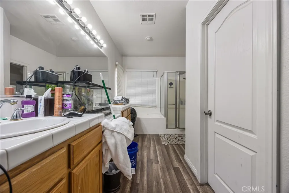13166 Four Hills Way Victorville, CA 92392