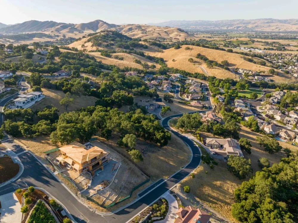 9045 Tea Tree Way Gilroy, CA 95020