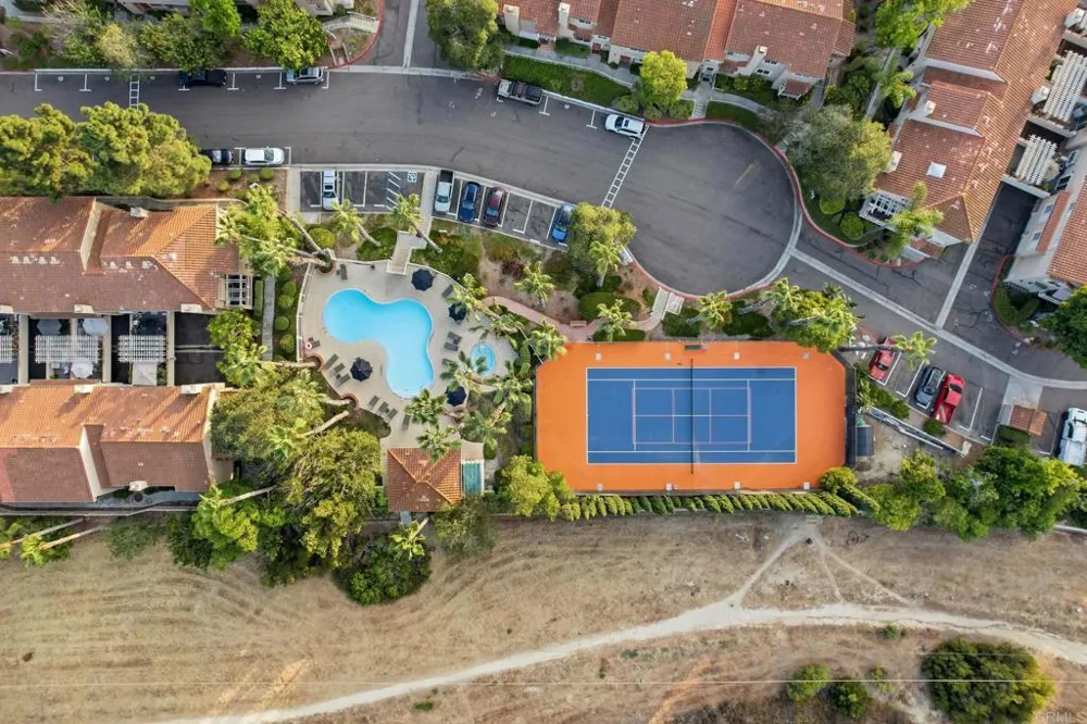 7797 Caminito Monarca #106 Carlsbad, CA 92009