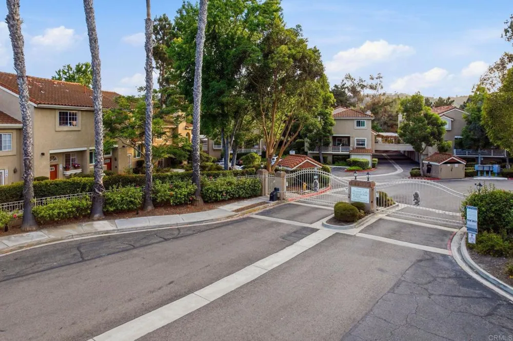 7797 Caminito Monarca #106 Carlsbad, CA 92009