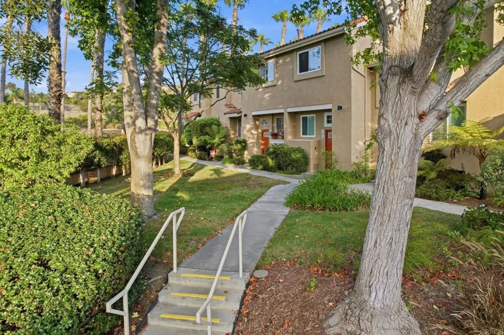 7797 Caminito Monarca #106 Carlsbad, CA 92009