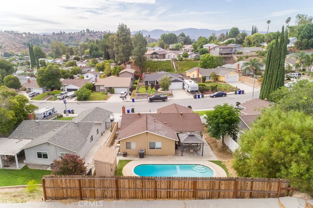 23125 Pamplico Drive Valencia, CA 91354