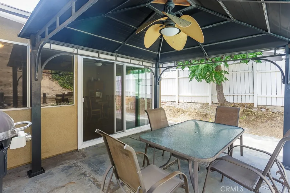 23125 Pamplico Drive Valencia, CA 91354