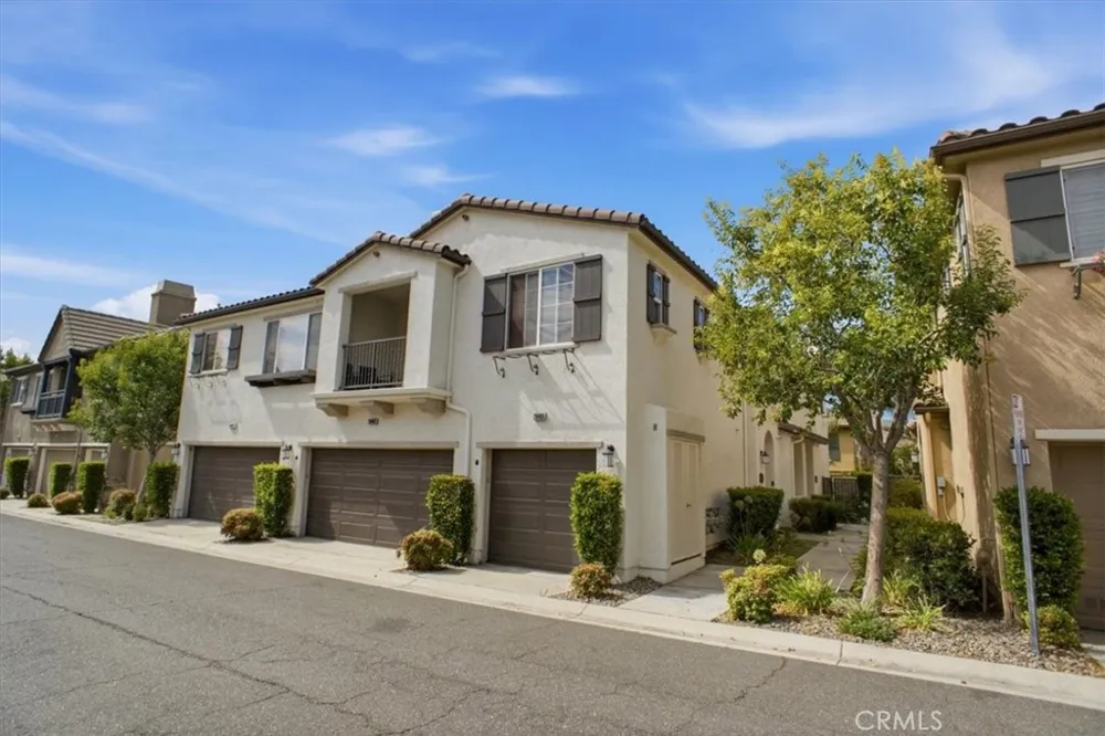 28403 Casselman Saugus, CA 91350