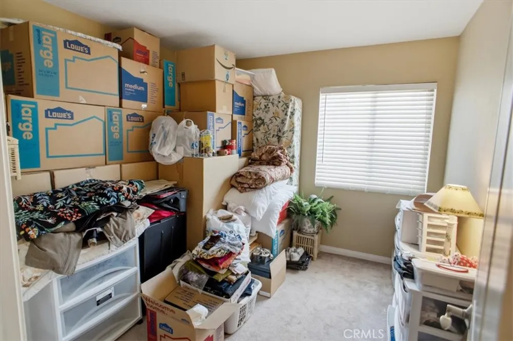 28403 Casselman Saugus, CA 91350