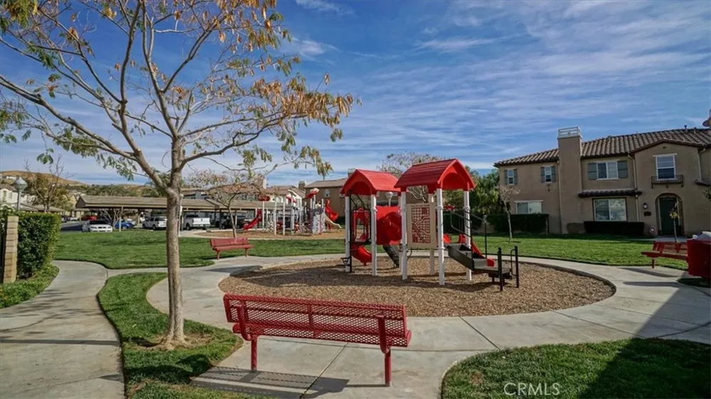 28403 Casselman Saugus, CA 91350