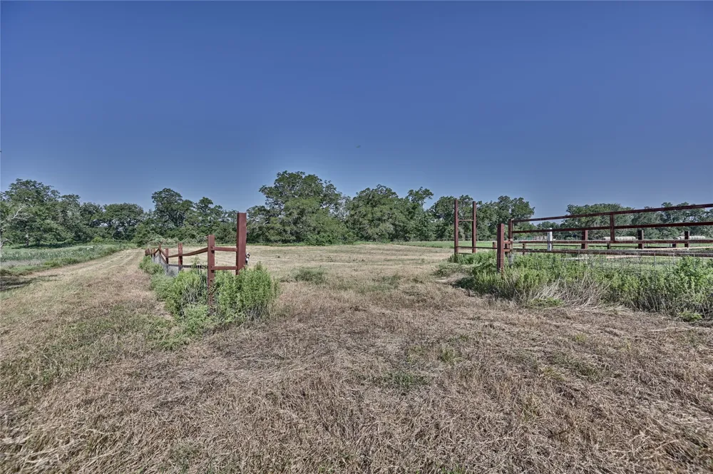 2980 Rabbs Prairie Road La Grange, TX 78945