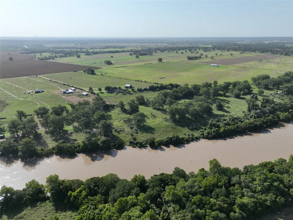 2980 Rabbs Prairie Road La Grange, TX 78945