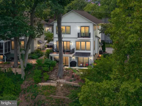 20 SHORE WALK ROAD