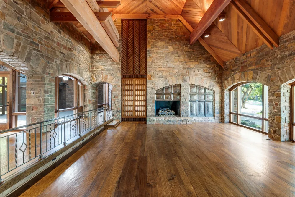 3848 Potomac Avenue Highland Park, TX 75205