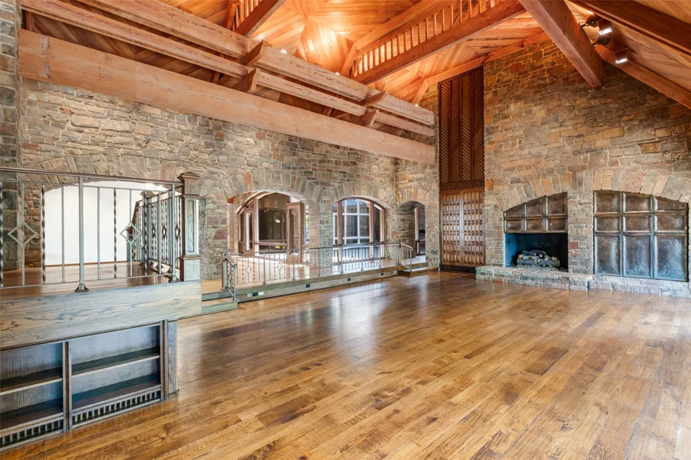 3848 Potomac Avenue Highland Park, TX 75205