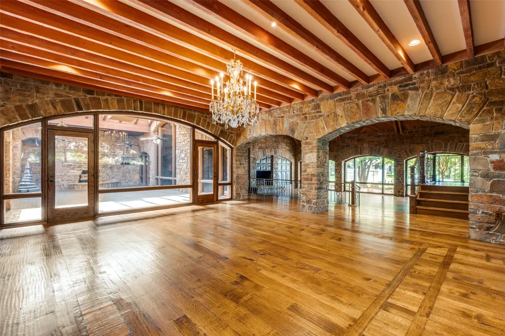 3848 Potomac Avenue Highland Park, TX 75205