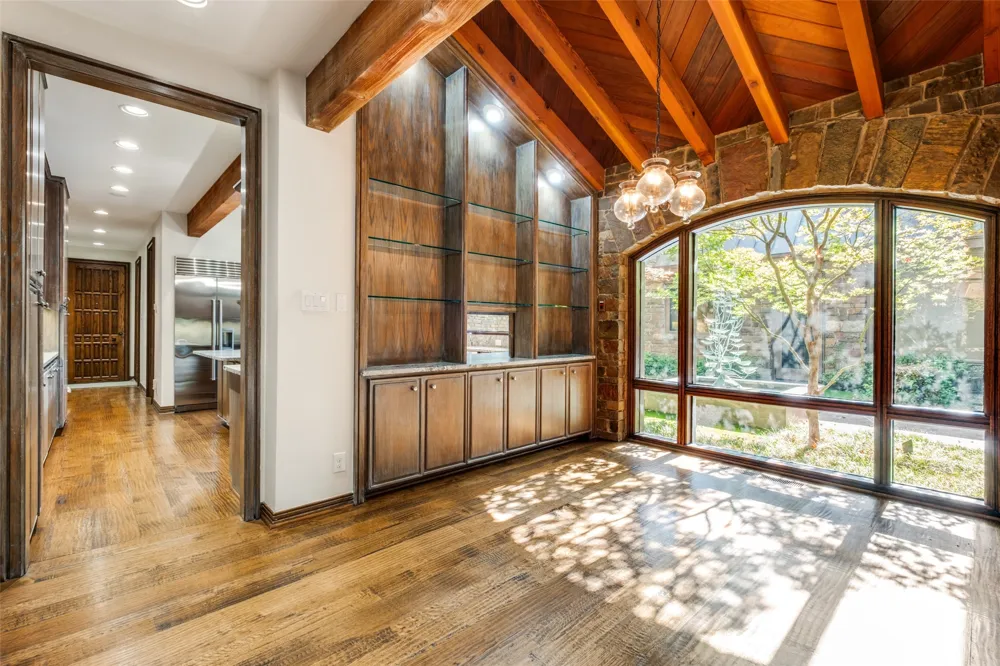 3848 Potomac Avenue Highland Park, TX 75205
