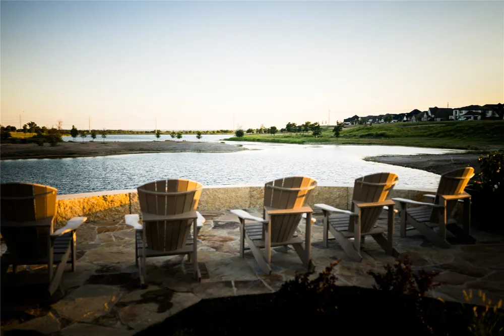 143 Summer Rain Way Newark, TX 76071