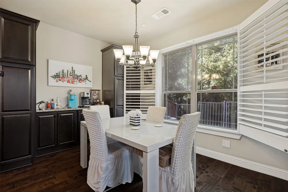 1017 Brook Hollow Drive Euless, TX 76039