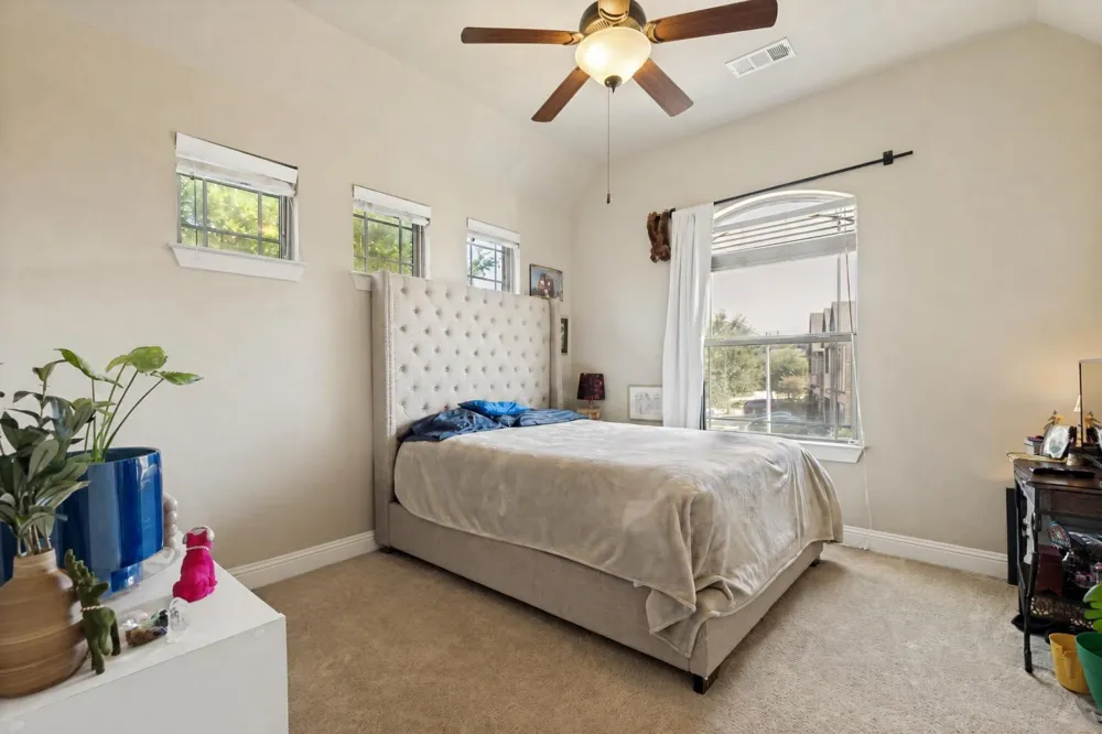 1017 Brook Hollow Drive Euless, TX 76039