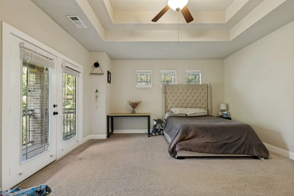 1017 Brook Hollow Drive Euless, TX 76039