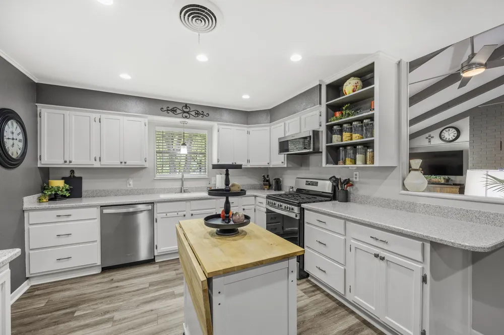 207 S Brook Street San Saba, TX 76877