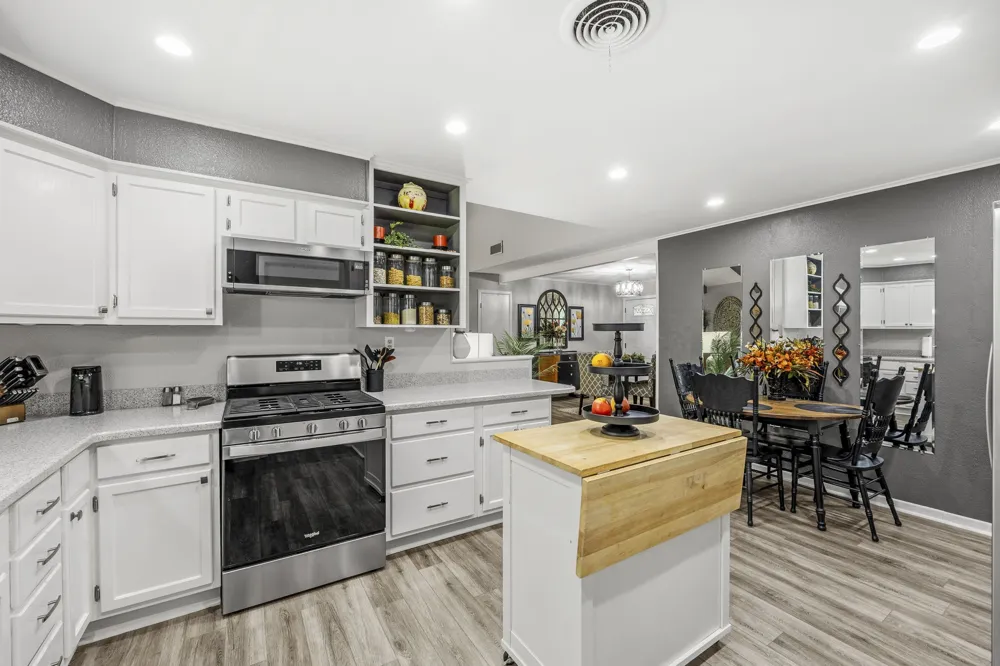207 S Brook Street San Saba, TX 76877
