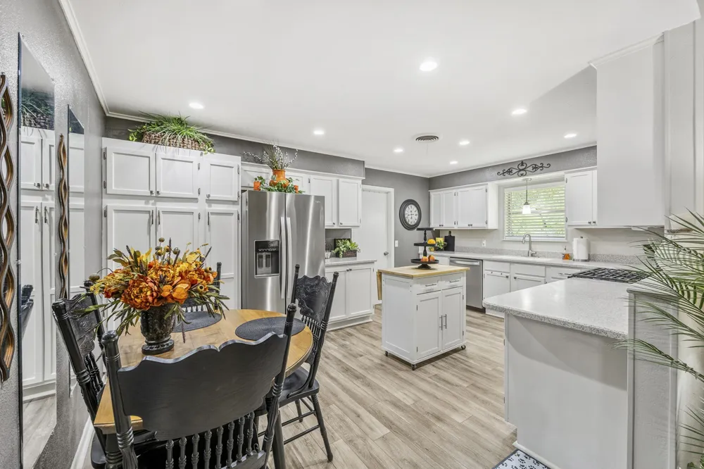 207 S Brook Street San Saba, TX 76877