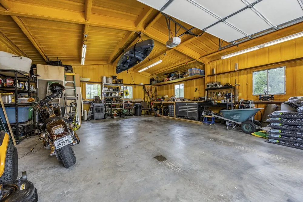 207 S Brook Street San Saba, TX 76877