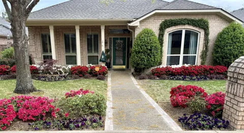 1116 Oak Garden Circle