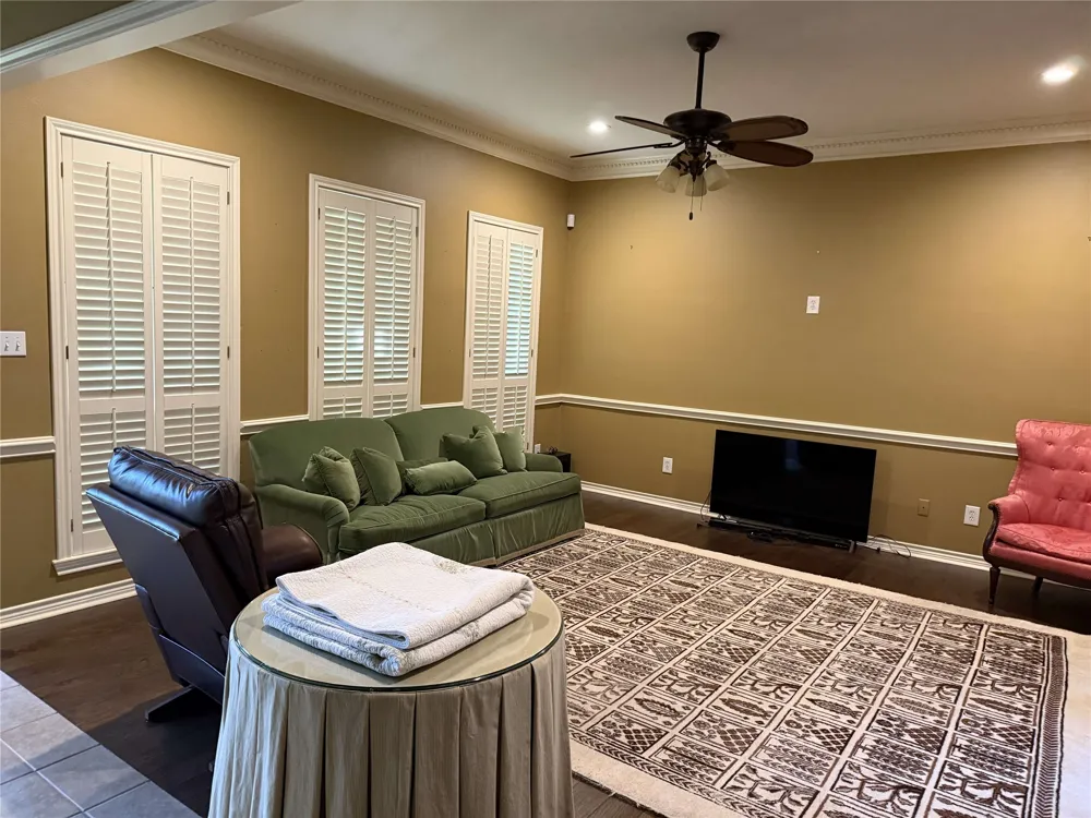 1116 Oak Garden Circle Tyler, TX 75703