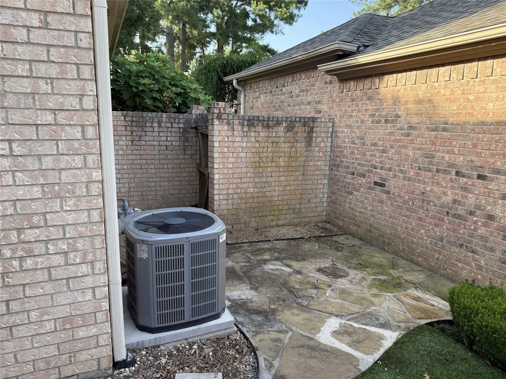 1116 Oak Garden Circle Tyler, TX 75703