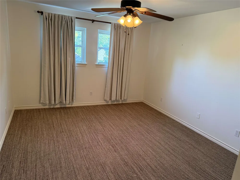 1116 Oak Garden Circle Tyler, TX 75703