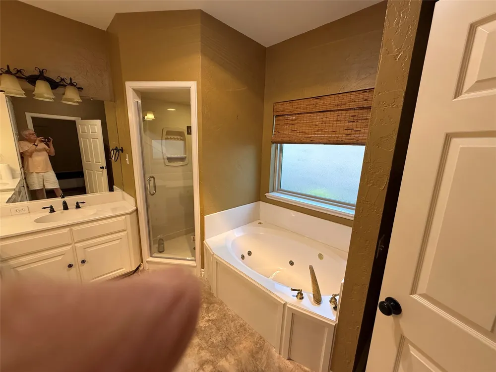1116 Oak Garden Circle Tyler, TX 75703